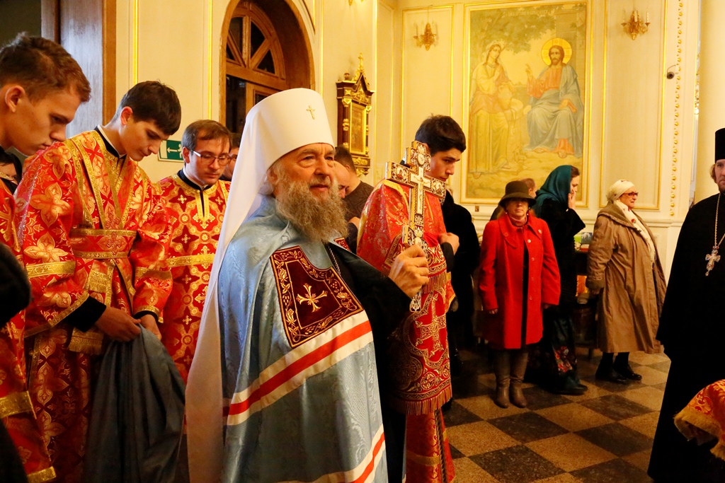 в Свято-Феодоровском кафедральном соборе была совершена Божественная литургия
